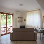 4 Posti Letto Con Patio E Parcheggio Ancona