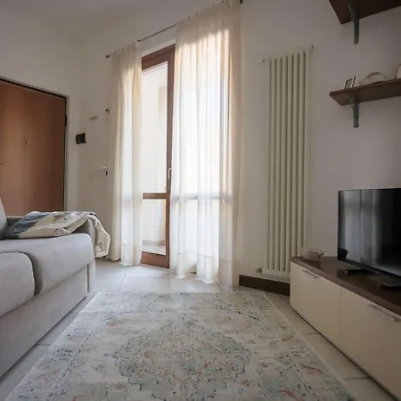 4 Posti Letto Con Patio E Parcheggio Ancona